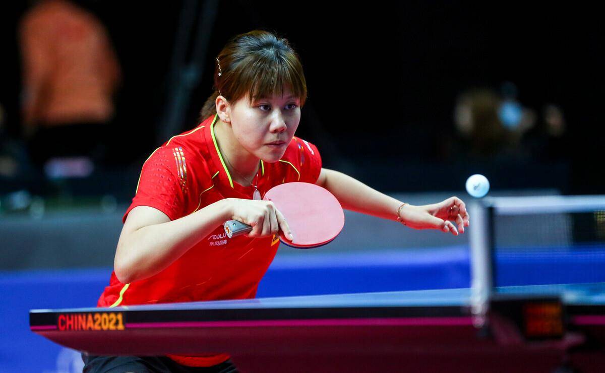 武磊在突破 武磊在突破