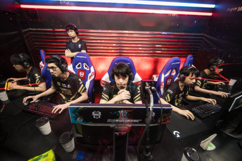 高手则用读 高手则用读