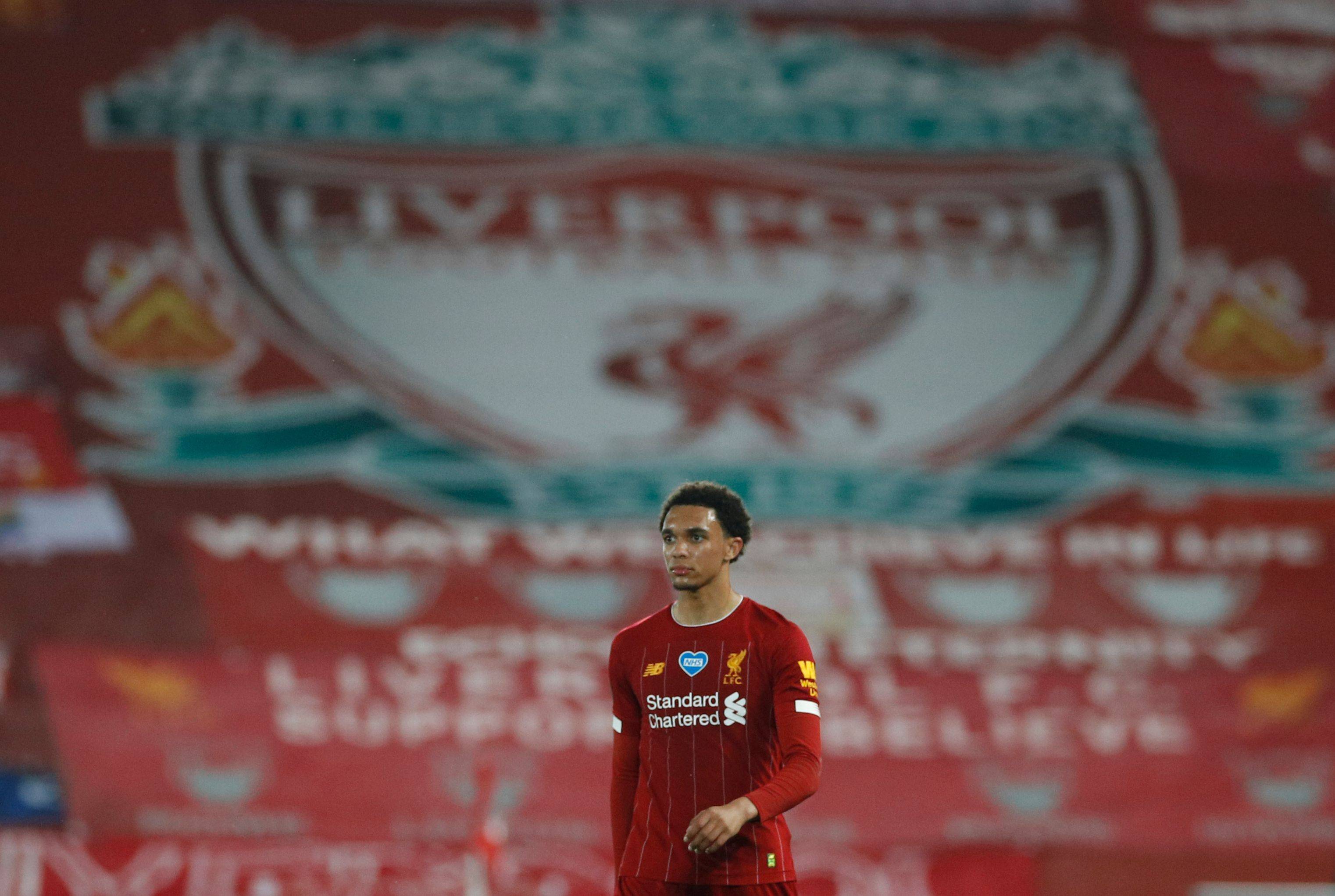 从篮板上沿 从篮板上沿